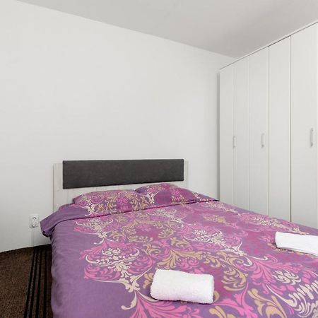 Private Room Center-2 Persons New Budva Exterior photo